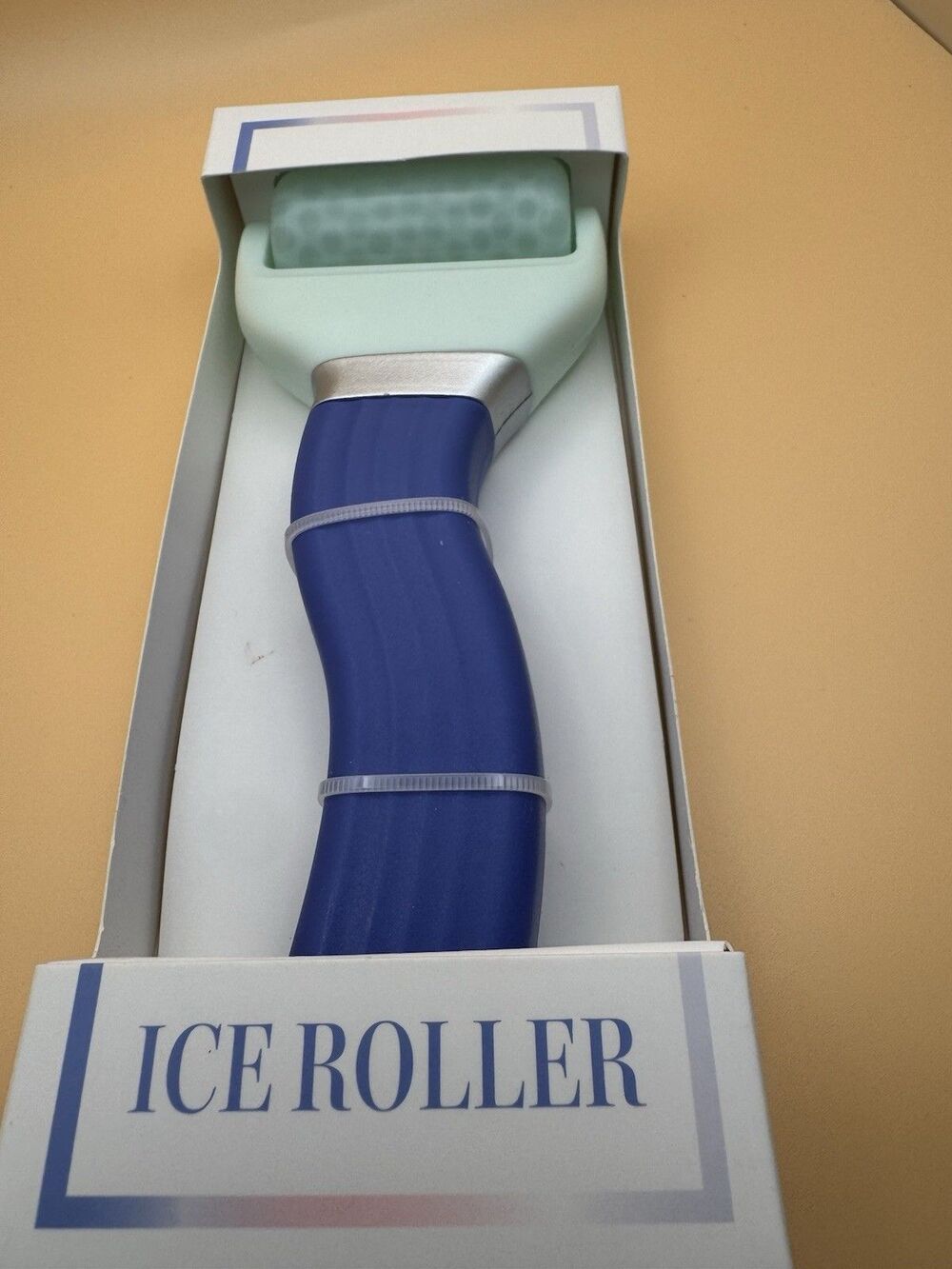 Vivitar Ice Roller Face Body Massager New (